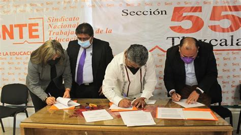 Firma de Convenio FIGLOSNTE55 Cecyte Emsad Sección 55 SNTE