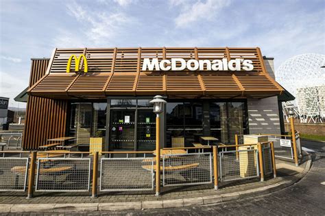 Mcdonalds To Reopen 30 Drive Throughs From Next Week