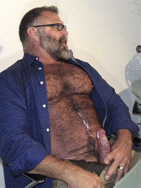 Thick Hairy Daddy Phnix