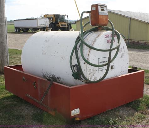 500 Gallon Tank With We Mac Containment System In Lawrence Ks Item