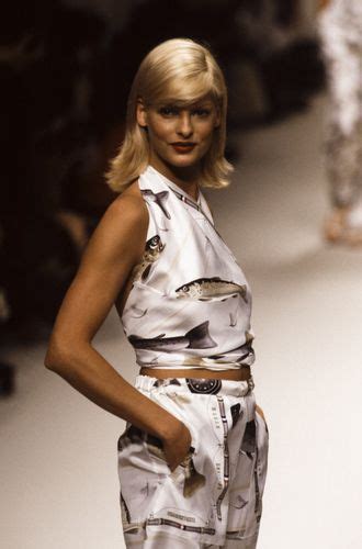 Linda Evangelista Hermès Runway Show Aw 1995 Stock Pictures Stock