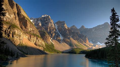 Скачать обои озеро горы канада национальный парк банф морейн озеро