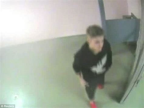 Justin Bieber Seen Urinating Into A Cup For His Drug Test In Newly
