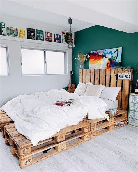 100 Diy Recycled Pallet Bed Frame Designs Easy Pallet Ideas