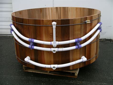 6 X 3 Wood Barrel Hot Tub Plumbed For Jets With A Single Air Dial