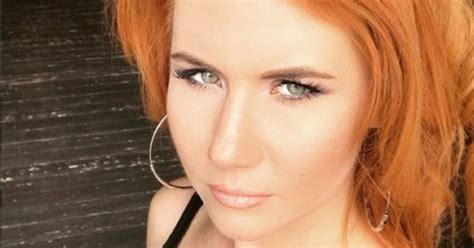 Glamorous Russian Spy Anna Chapman Urges Moscow To Torpedo Britain S New Bn Aircraft Carriers