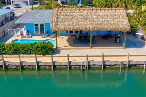 Enjoy A Relaxed Getaway In The Florida Keys Truck That Beach
