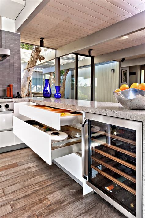 Walk into any kitchen and you'll notice three things immediately if they are not there: San Diego Contemporary Kitchen - Modern - Kitchen - San ...