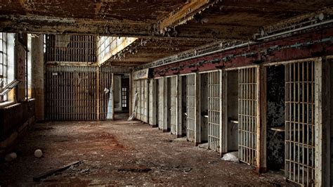 Creepy Photos Of An Abandoned Prison The Weather Channel