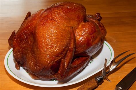 how to reheat a smoked turkey 3 best ways updated 2024
