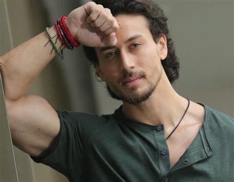 tiger shroff new look photos 2018 wallpapers hd images tiger shroff pictures latest photoshoot