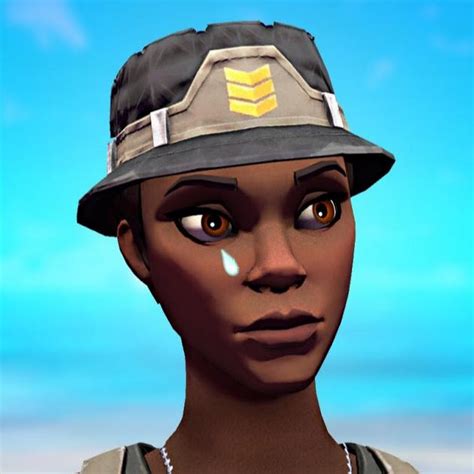 29 Hq Photos Fortnite Renegade Raider Kommt Zurck Command And Conquer