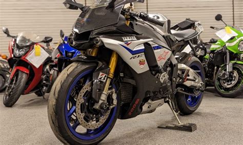 2015 Yamaha R1m 16000 Miles Ak Motors