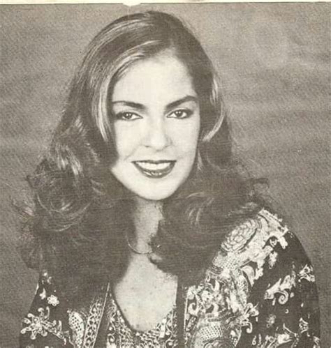 Get all the lyrics to songs by lupita d'alessio and join the genius community of music scholars to learn the meaning behind the lyrics. 22 best Lupita D'Alessio images on Pinterest | Stars ...