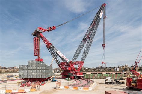 Europe's biggest crane comes to London