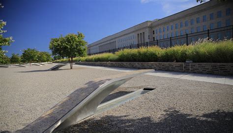 Guide To Visiting The National 911 Pentagon Memorial