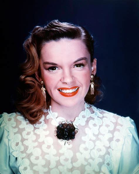Judy Garlands Career In 31 Stunning Photos Huffpost Life
