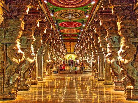 The Breathtaking Pillar Hall In The Meenakshi Temple In Maduraiindia