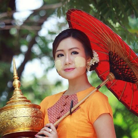 Myanmar Beautiful Girl Chan Moe Lay Myanmar Famous Models