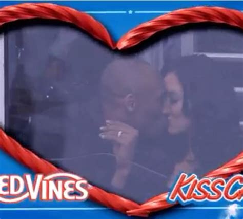 Kobe Bryant Caught On Kiss Cam With Wife Vanessa At La Kings Game