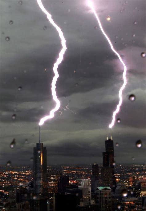 15 Most Incredible Skyscrapers Being Struck By Lightning Freeyork