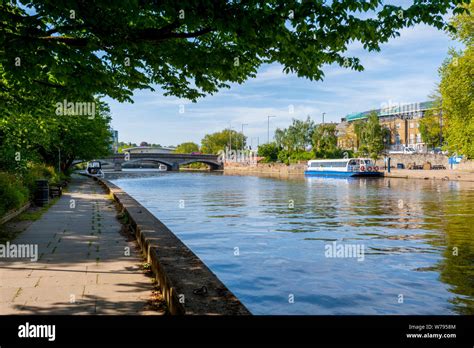 The River Medway At Maidstone Kent Stock Photo Alamy