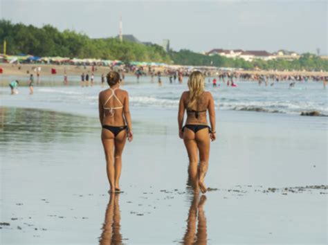 Bali Introduces Good Tourist Guide Book For Misbehaving Aussie Travellers Au