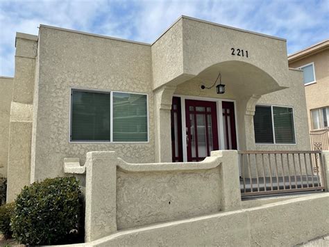 2211 Cherry Ave Signal Hill Ca 90755 Mls Pw21092428 Redfin