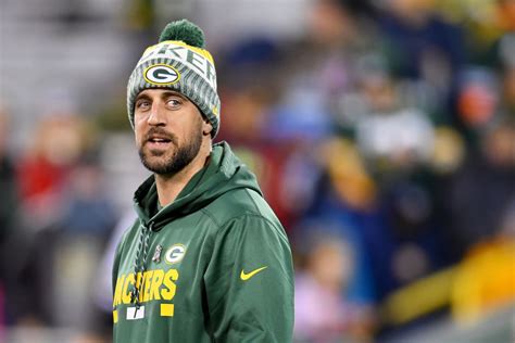 Aaron Rodgers Asks Why College Football Cant Figure It Out And Realize