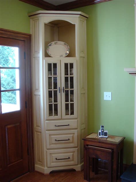 Maybe you would like to learn more about one of these? Traditional Antique White Corner Hutch - Mike's Woodworking