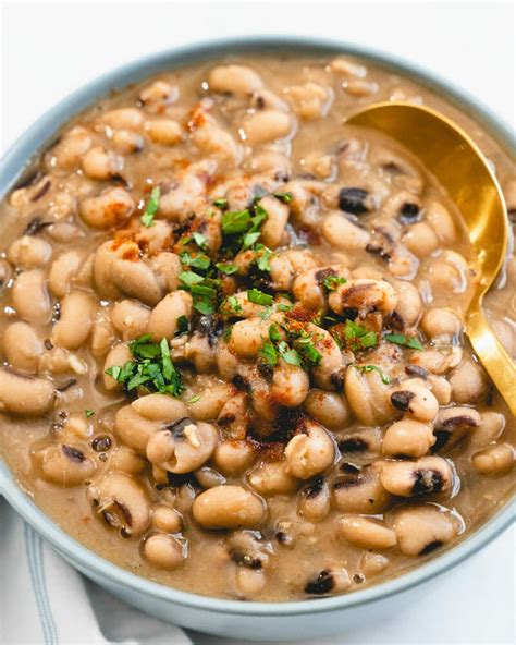 Black Eyed Peas Recipe Made Simple Foodequilibrium