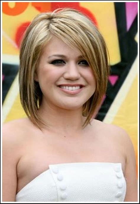 If you have round face with double chin some tricky hairstyles of varied options can be your choice to unleash the full blossoming beauty of your features. awesome Short Hairstyles For Fat Faces And Double Chins ...