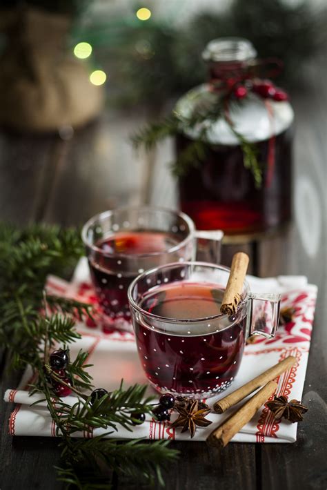 But no one can complain about a pretty. Italian Mulled Wine Recipe: a Festive Winter Drink