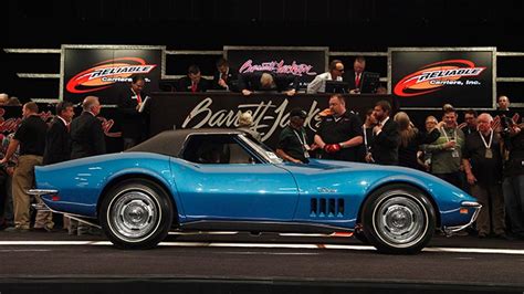 Rick Hendrick Buys The Vin 001 Collection Of 1955 1957 Corvettes At