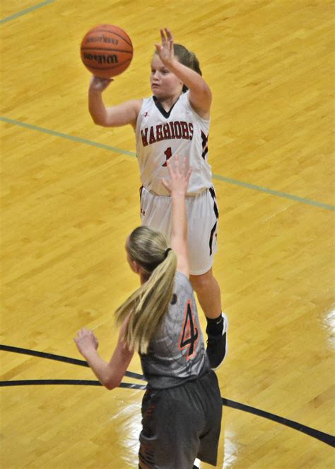 Lady Warriors pull away from Bulls Gap for 38-30 win | Sports ...