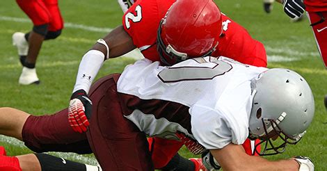 Those interested in treating all types of physically active patients, from young children to professional athletes, can pursue careers as physical therapists and exercise physiologists. Painkillers in the NFL: Managing pain from playing ...