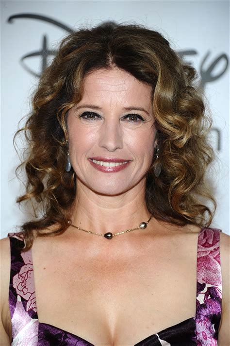 Actress Nancy Travis Nude