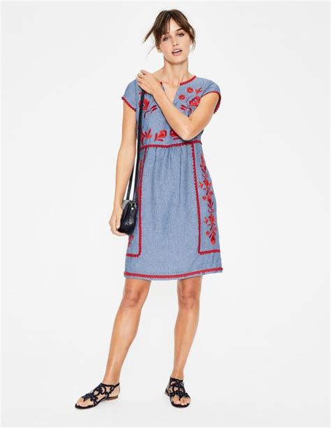 Bea Linen Embroidered Dress W0292 Day Dresses At Boden Embroidered