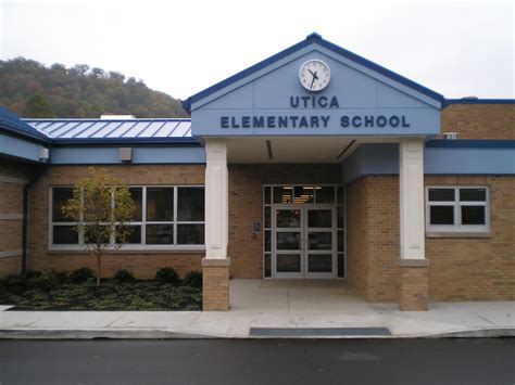 Franklin School Board Votes to Close Utica Elementary School : exploreVenango.com