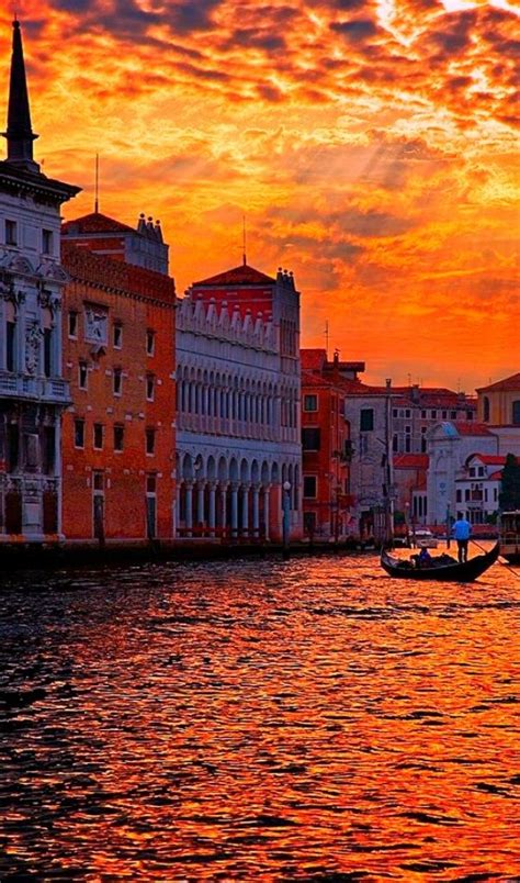 Amazing Sunset Venice Italy Places To Travel Places To Visit Travel