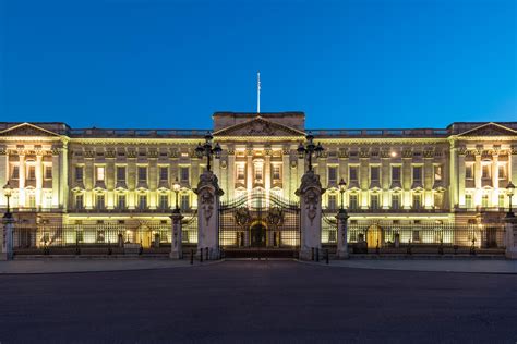 Buckingham Palace Illuminated At Night London Uk Photo Art Print Poster