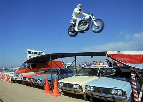 Classic Photos Of Evel Knievel Sports Illustrated