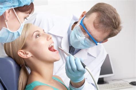 Combien Gagne Un Chirurgien Orthopédiste Par Mois - Salaire dentiste : combien gagne un dentiste en 2021