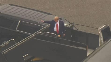 donald trump boards plane to florida ahead of court appearance us news sky news
