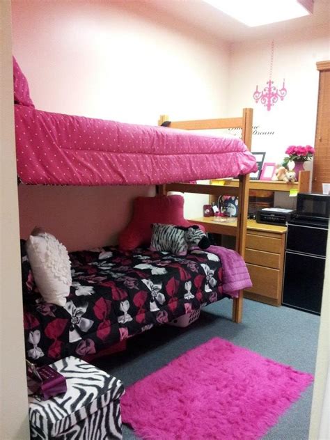Bunk Beds In Dorm Great Idea To Make More Space Dream Dorm Room Dorm Sweet Dorm College