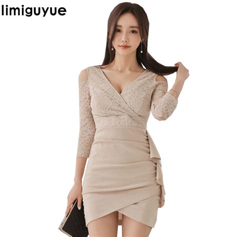 Limiguyue Spring Summer Newest Lace Mini Dresses Women Slim Patchwork Ruffles Sexy Deep V Neck