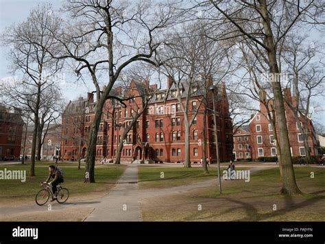 Harvard University Cambridge Massachusetts Stock Photo Alamy