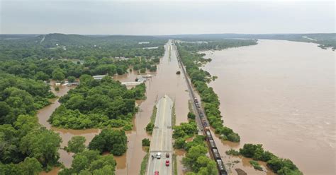 It is known as the natural state. Arkansas River flooding: Fort Smith hit hard as floodwaters threaten thousands as far as Tulsa ...