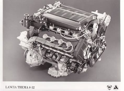 Lancia Thema 832 Ferrari Engine 1987 Car Manufacturers Press Photo
