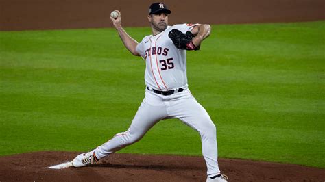 Houstons Justin Verlander Struggles In The World Series Again The